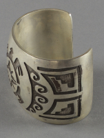 Hopi%20artist%2C%20%3Cb%3E%3Ci%3E%20Bracelet%3C%2Fi%3E%3C%2Fb%3E%2C%20ca.%201880%2C%20silver%2C%20The%20Elizabeth%20Cole%20Butler%20Collection%2C%20no%20known%20copyright%20restrictions%2C%202012.92.150